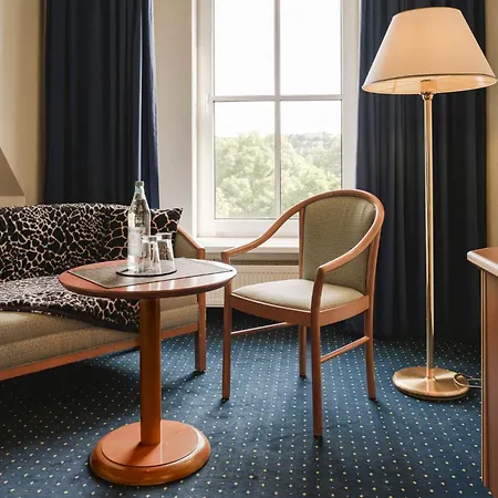 Hotell Fletcher Hotel-restaurant Sundern-sorpesee 4*